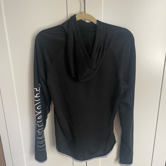 Nike sweater - Picture 2 of 2